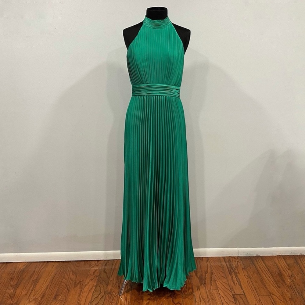 IEENA FOR MAC DUGGAL Green Formal Gown
